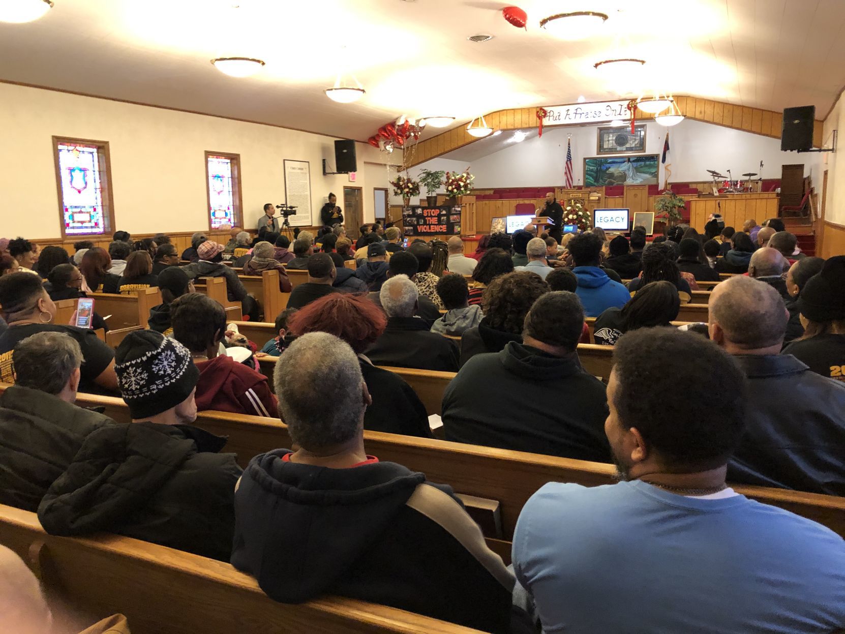 STV Wayne Draper full church